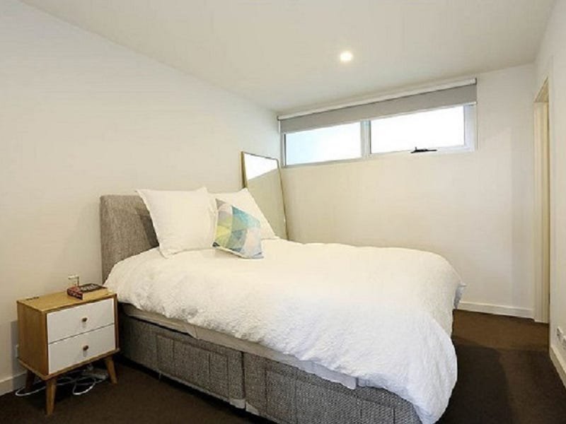 Photo - 204/7 Warrs Avenue, Preston VIC 3072 - Image 4