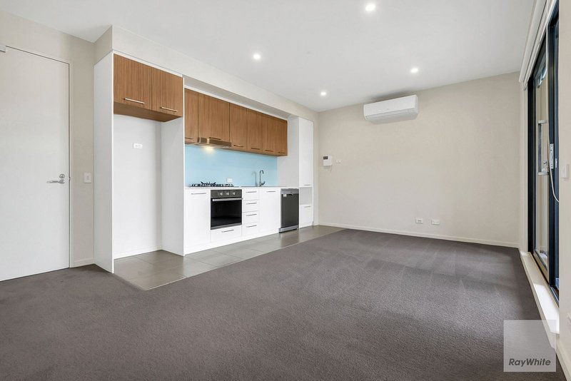 Photo - 204/79 Janefield Drive, Bundoora VIC 3083 - Image 1