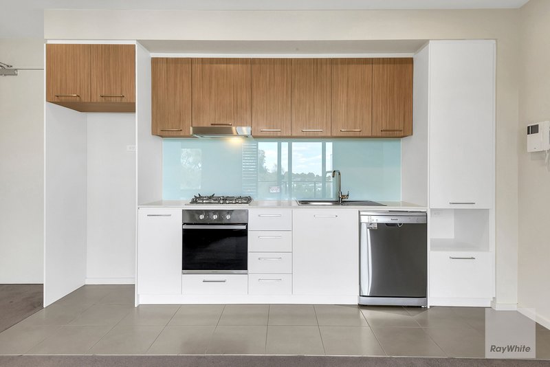 Photo - 204/79 Janefield Drive, Bundoora VIC 3083 - Image 4