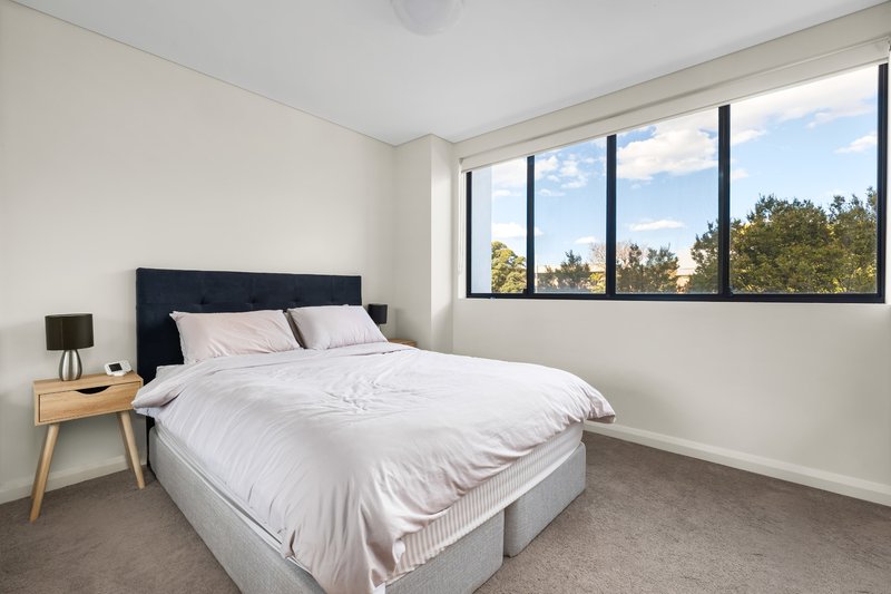 Photo - 204/8 Murrell Street, Ashfield NSW 2131 - Image 5