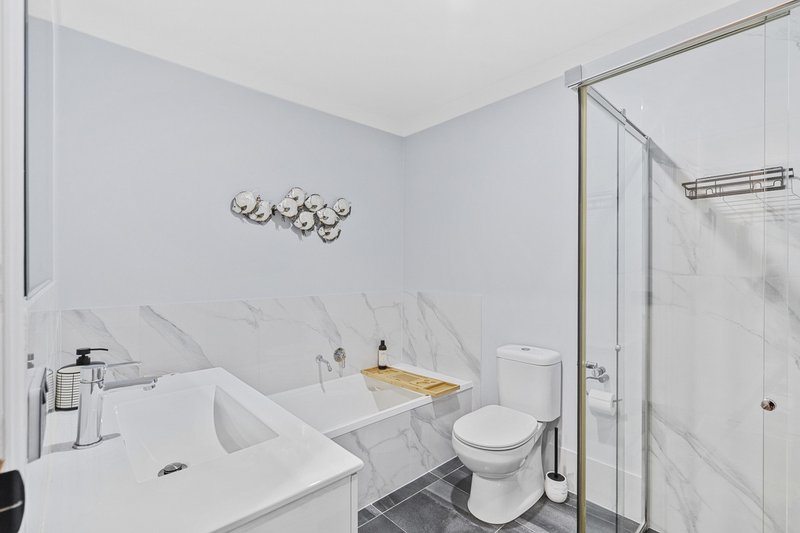 Photo - 2048/6 Crestridge Crescent, Oxenford QLD 4210 - Image 13