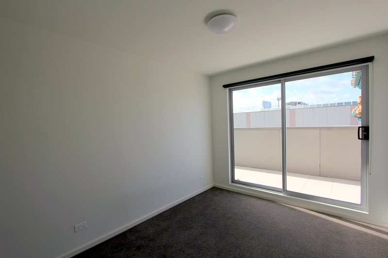 Photo - 205 /62 Buckingham Ave , Springvale VIC 3171 - Image 5