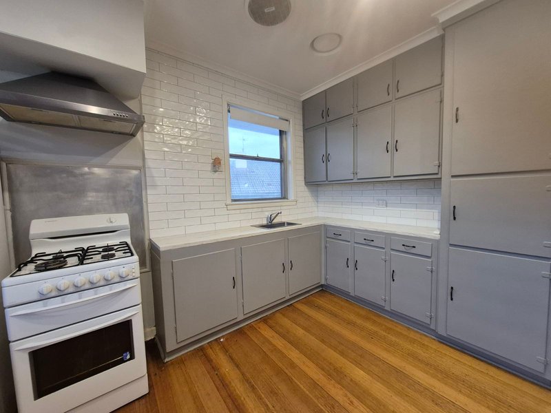 Photo - 205 Albert Street, Reservoir VIC 3073 - Image 2