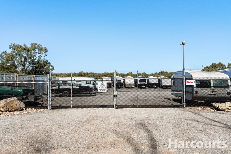 Photo - 205 Dalison Avenue, Wattleup WA 6166 - Image 17