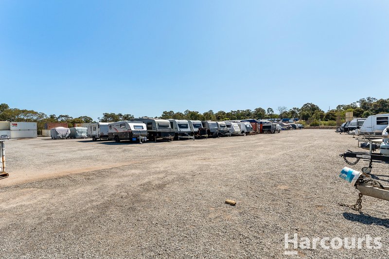 Photo - 205 Dalison Avenue, Wattleup WA 6166 - Image 22