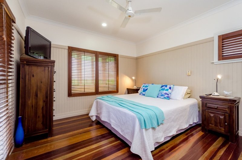 Photo - 205 Goondoon Street, Gladstone Central QLD 4680 - Image 6