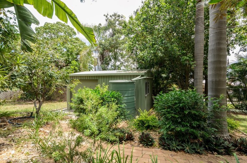 Photo - 205 Goondoon Street, Gladstone Central QLD 4680 - Image 16