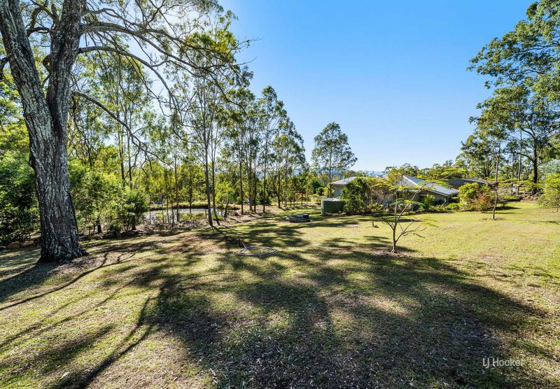 Photo - 205 Highland Street, Esk QLD 4312 - Image 17