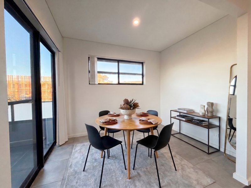 Photo - 20/5 Lethbridge Street, Penrith NSW 2750 - Image 4