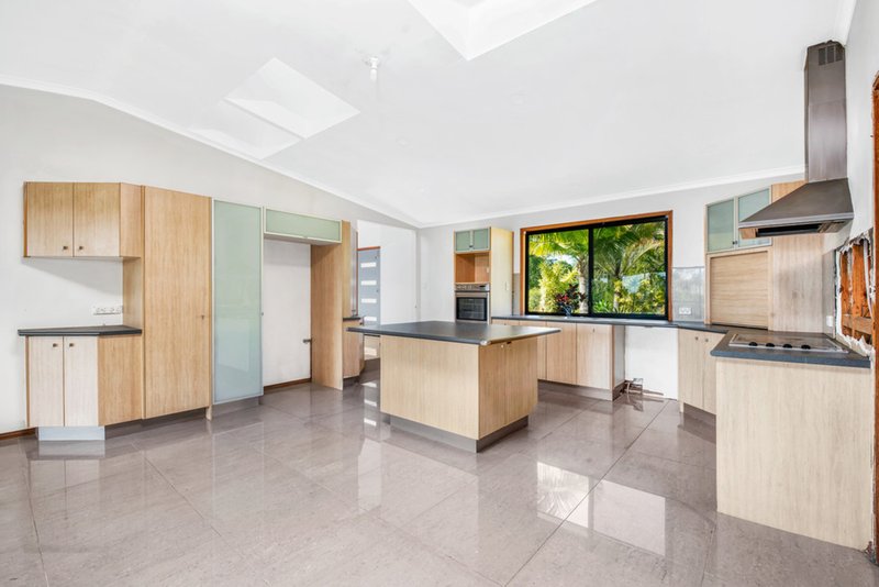 Photo - 205 Mons School Road, Buderim QLD 4556 - Image 6