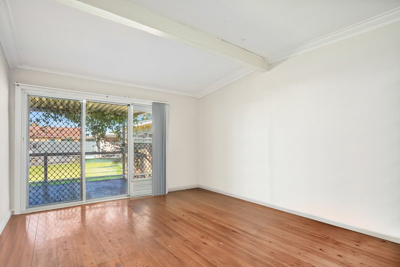 Photo - 205 Shellharbour Road, Barrack Heights NSW 2528 - Image 5