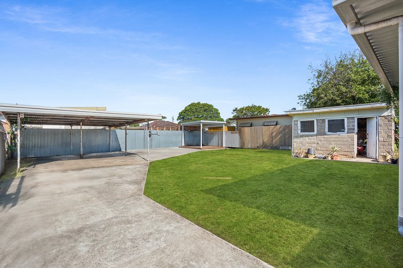 Photo - 205 Shellharbour Road, Barrack Heights NSW 2528 - Image 9