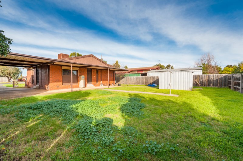 Photo - 205 Station Road, Melton VIC 3337 - Image 9