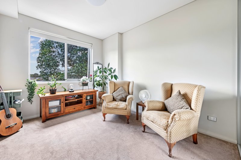 Photo - 205/1 Demeter Street, Rouse Hill NSW 2155 - Image 6