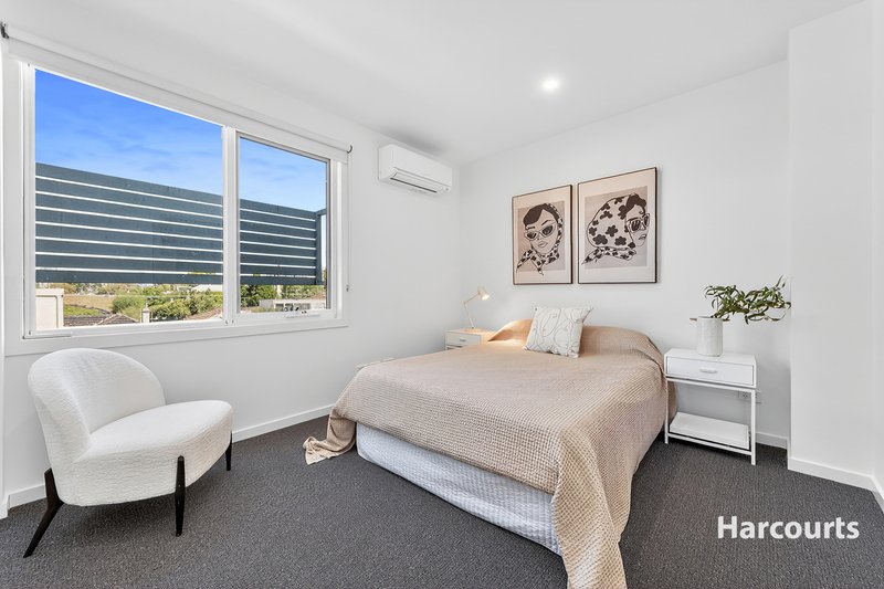 Photo - 205/10 Charles Street, Brunswick VIC 3056 - Image 3