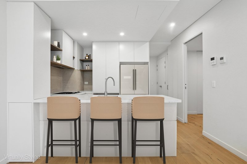 Photo - 205/105 Wellington Street, Bondi Beach NSW 2026 - Image 2