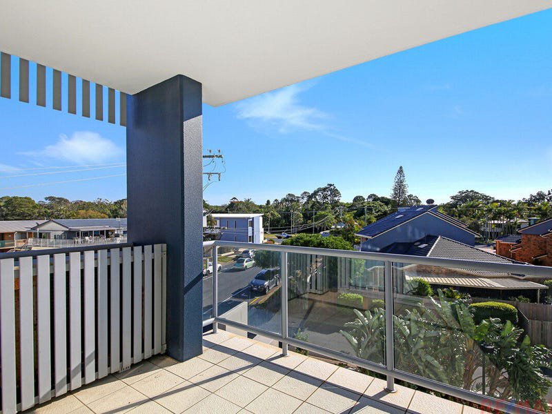 Photo - 205/111 Bulcock Street, Caloundra QLD 4551 - Image 7