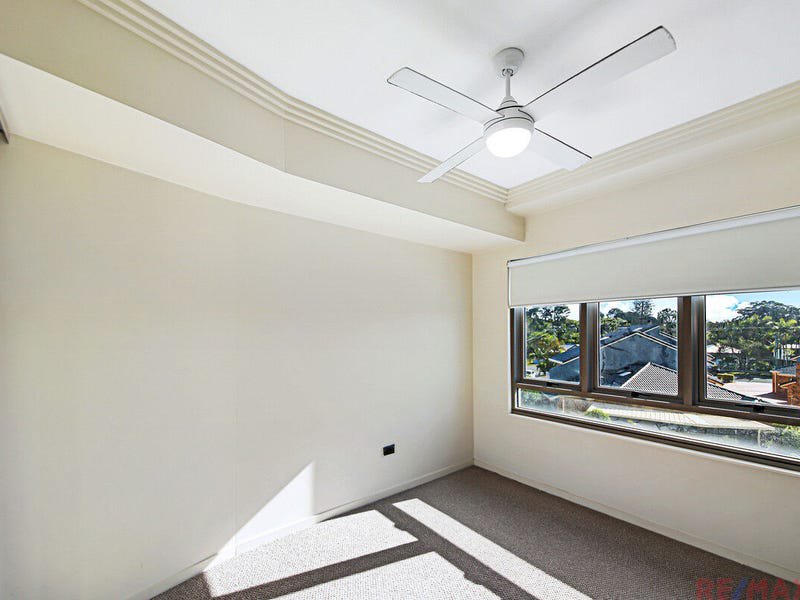 Photo - 205/111 Bulcock Street, Caloundra QLD 4551 - Image 11