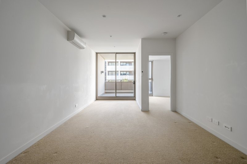 Photo - 205/15 Bond Street, Caulfield North VIC 3161 - Image 2