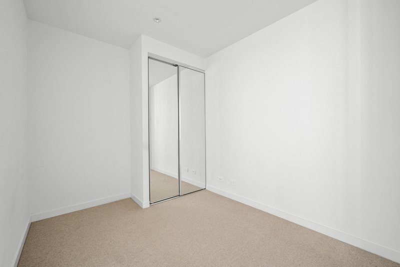 Photo - 205/15 Bond Street, Caulfield North VIC 3161 - Image 7