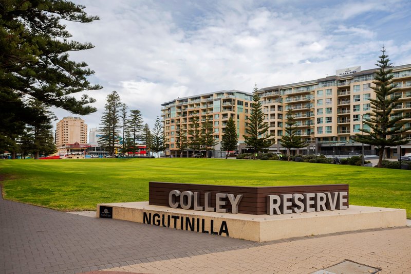 Photo - 205/16 Holdfast Promenade, Glenelg SA 5045 - Image 2
