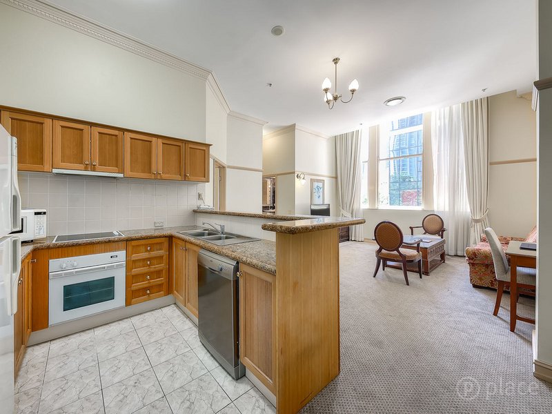 Photo - 205/167 Albert Street, Brisbane City QLD 4000 - Image 3