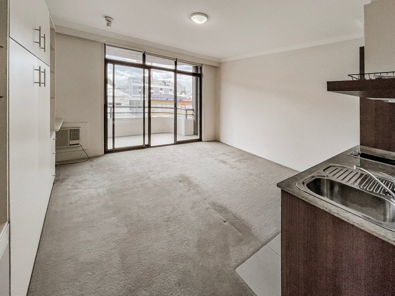 Photo - 205/196-204 Maroubra Road, Maroubra NSW 2035 - Image 3