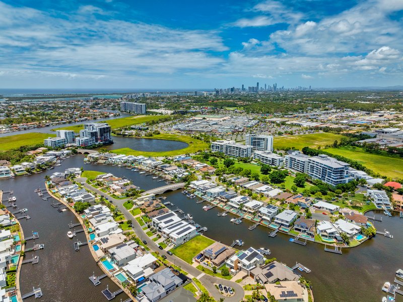 Photo - 205/2 East Quay Drive, Biggera Waters QLD 4216 - Image 20