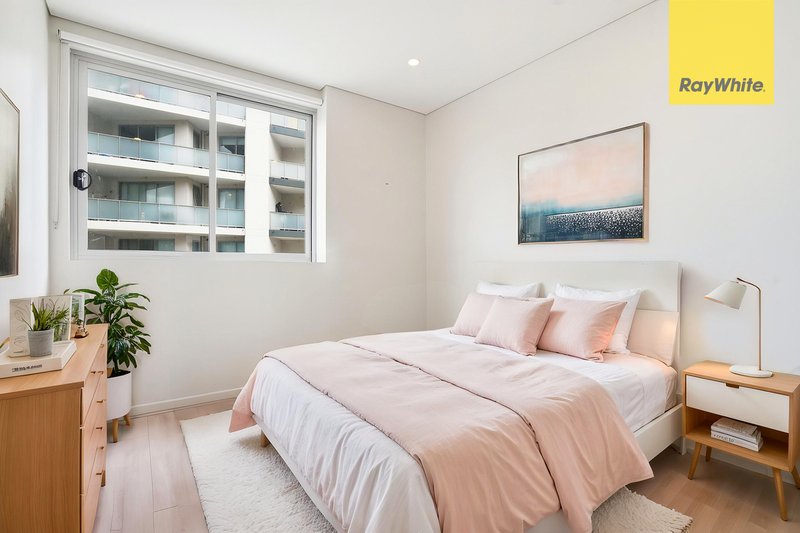 Photo - 205/20 Dressler Court, Merrylands NSW 2160 - Image 7
