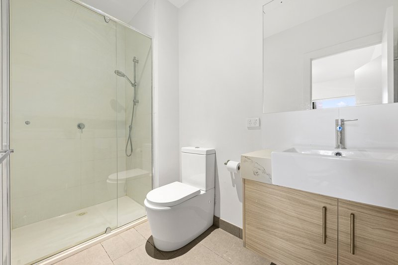 Photo - 205/213 Burwood Highway, Burwood East VIC 3151 - Image 6