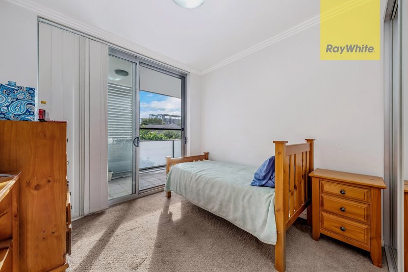 Photo - 205/28-30 Burbang Crescent, Rydalmere NSW 2116 - Image 4