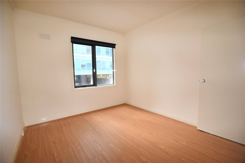 Photo - 205/28 Little Lonsdale Street, Melbourne VIC 3000 - Image 4