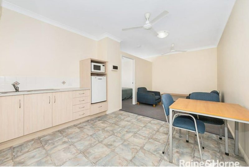 Photo - 20/53-57 Bergin Road, Cranbrook QLD 4814 - Image 7