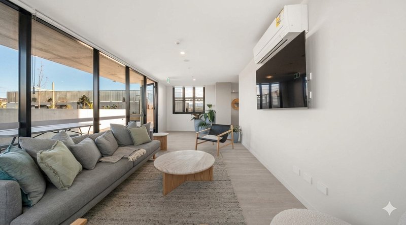 Photo - 205/335 Anketell Street, Greenway ACT 2900 - Image 17