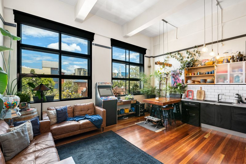 Photo - 205/351 Brunswick Street, Fortitude Valley QLD 4006 - Image 2