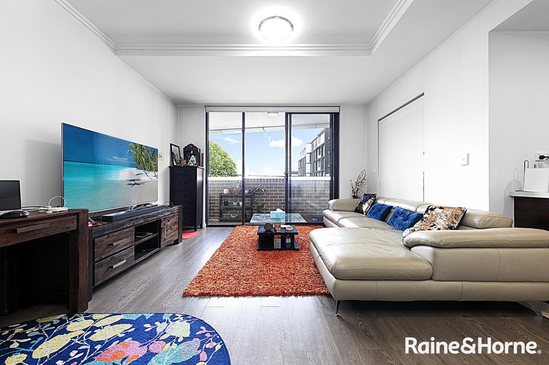 Photo - 205/4-8 Smallwood Ave , Homebush NSW 2140 - Image 5