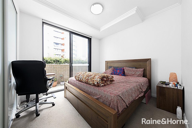 Photo - 205/4-8 Smallwood Ave , Homebush NSW 2140 - Image 6