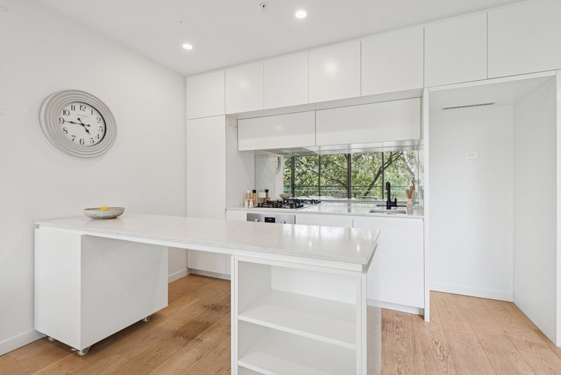 Photo - 205/42A Nelson Street, Ringwood VIC 3134 - Image 3