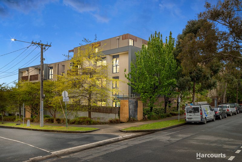 Photo - 205/435-439 Whitehorse Road, Mitcham VIC 3132 - Image 6