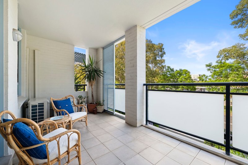 Photo - 205/5 Stromboli Strait , Wentworth Point NSW 2127 - Image 5