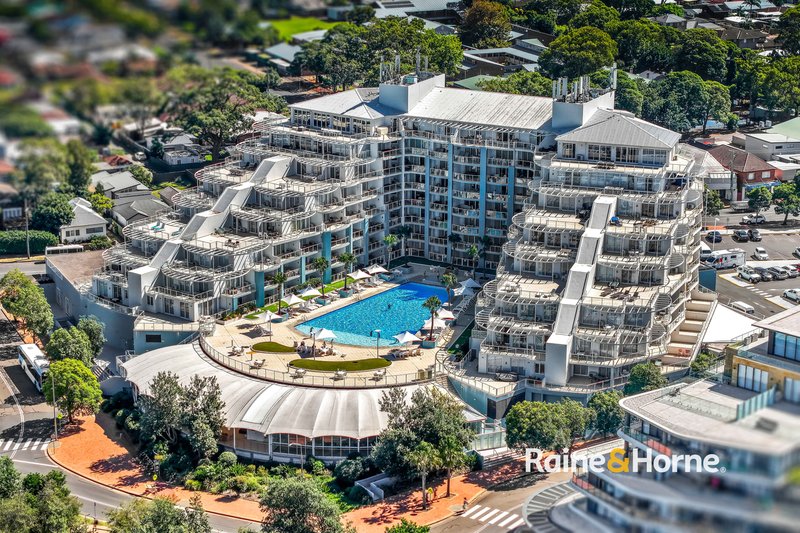 Photo - 205/51-54 The Esplanade, Ettalong Beach NSW 2257 - Image 1