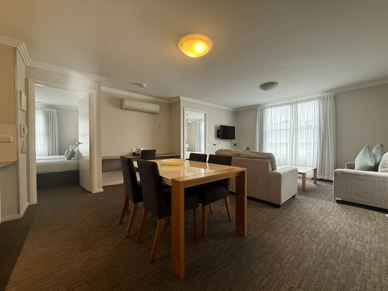 Photo - 205/59-61 Kembla Street, Wollongong NSW 2500 - Image 5