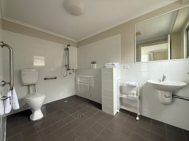 Photo - 205/59-61 Kembla Street, Wollongong NSW 2500 - Image 6