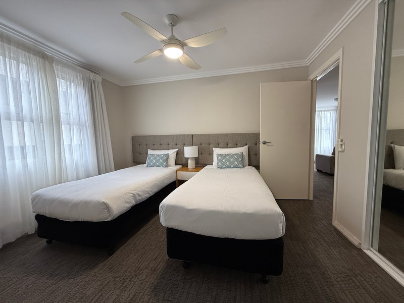 Photo - 205/59-61 Kembla Street, Wollongong NSW 2500 - Image 8