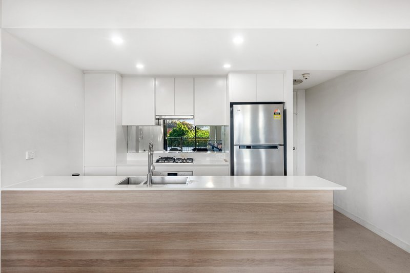 Photo - 205/5A Hampden Road, Lakemba NSW 2195 - Image 3