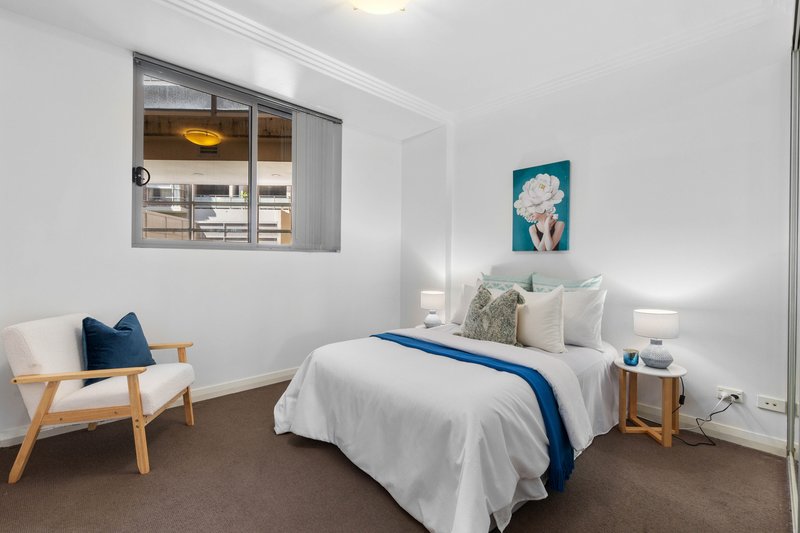 Photo - 205/8-12 Kensington Street, Kogarah NSW 2217 - Image 6