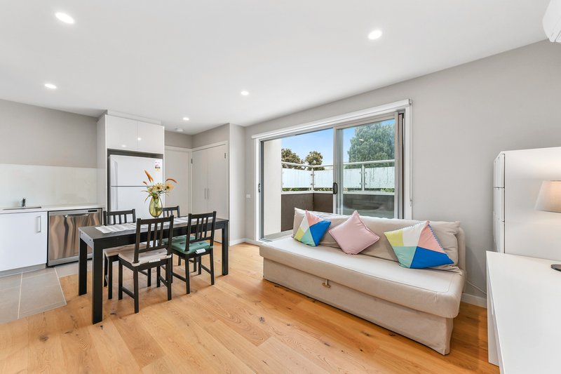 Photo - 205/81 Thames Street, Box Hill VIC 3128 - Image 2