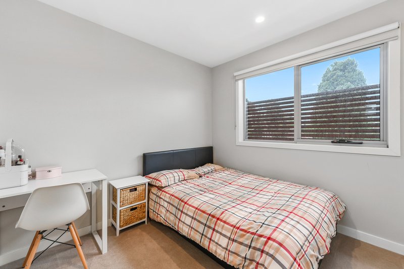 Photo - 205/81 Thames Street, Box Hill VIC 3128 - Image 6