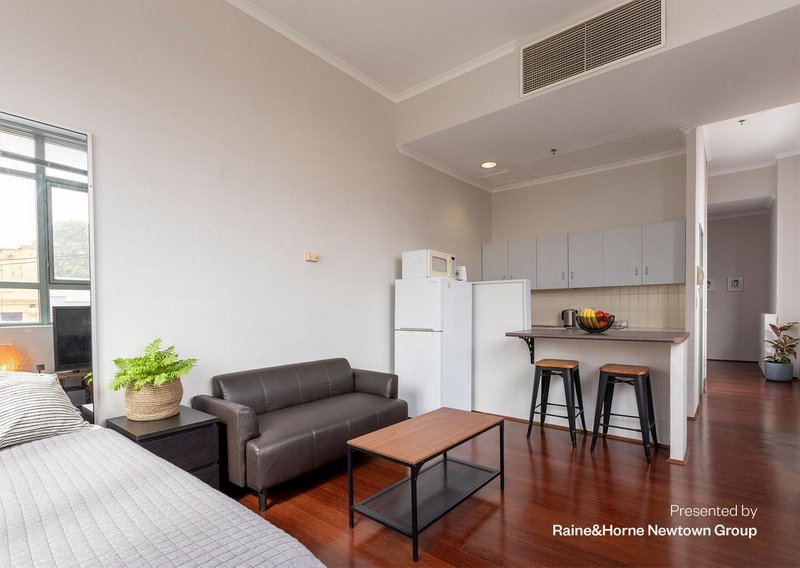 Photo - 205/88 King Street, Newtown NSW 2042 - Image 3