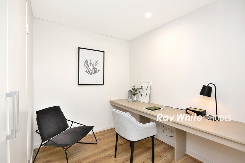Photo - 205/88 Rider Boulevard, Rhodes NSW 2138 - Image 7